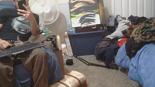 TheOneYouLove69 online show from 02/17/25, 09:03