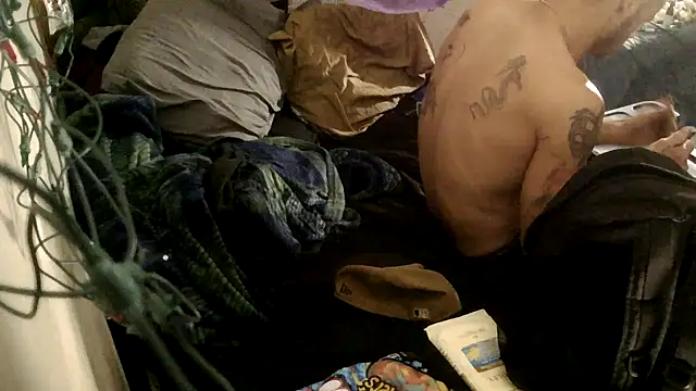 TheOneYouLove69 online show from 04/21/26, 08:12