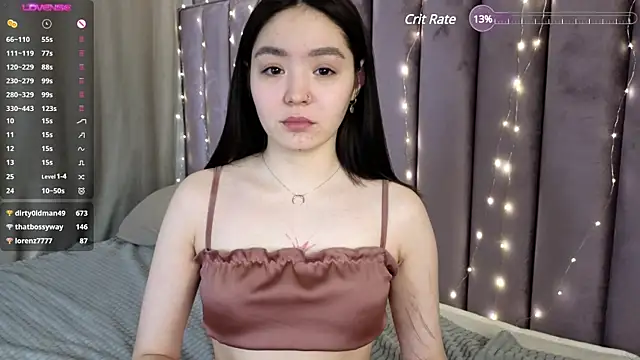 Snapshot of TaiteGloss chatting on 02/04/25, 10:24 TaiteGloss online show from 02/04/25, 10:24