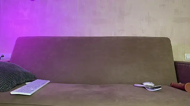 weshycouple online show from 12/05/25, 07:10