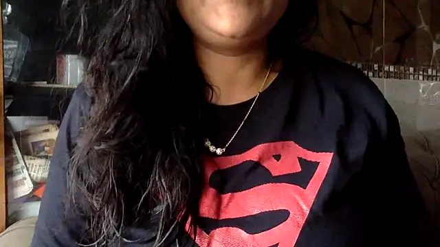 HaaniKaur online show from 07/15/26, 02:39