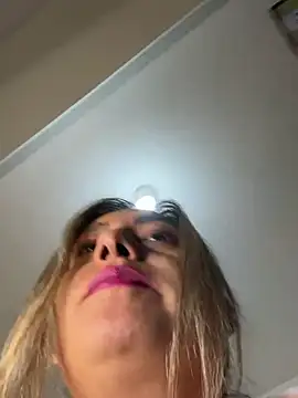 xLadyScarlettx online show from 02/21/25, 03:12