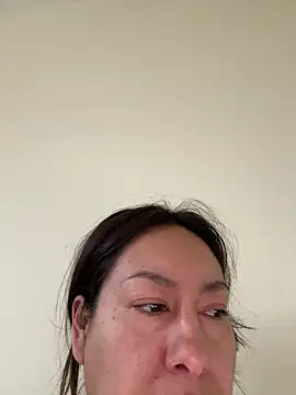 Snapshot of xLadyScarlettx chatting on 01/14/26, 01:39 xLadyScarlettx online show from 01/14/26, 01:39