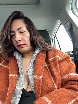 Snapshot of xLadyScarlettx chatting on 02/19/26, 03:41 xLadyScarlettx online show from 02/19/26, 03:41