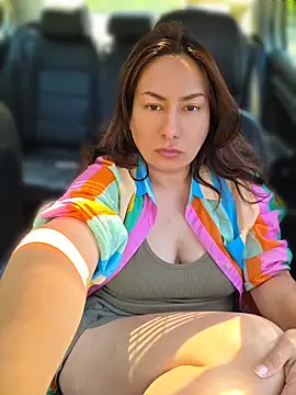 xLadyScarlettx online show from 04/18/26, 04:22