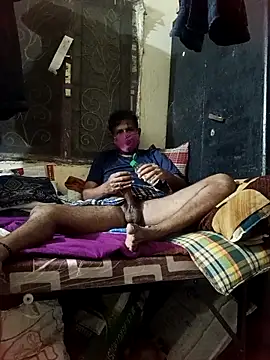 Snapshot of gaysexfun_123 chatting on 12/16/25, 12:43 gaysexfun 123 online show from 12/16/25, 12:43