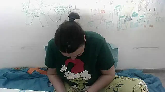 Snapshot of VixenBya chatting on 02/27/26, 07:30 VixenBya online show from 02/27/26, 07:30