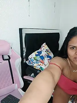 Snapshot of SweetAlmaa chatting on 02/19/25, 09:47 SweetAlmaa online show from 02/19/25, 09:47