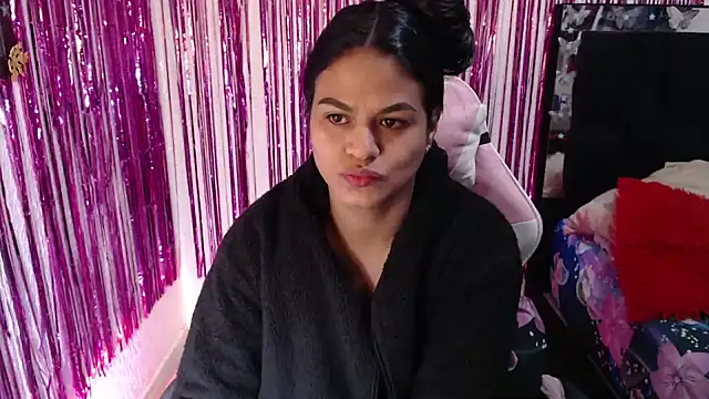 SweetAlmaa online show from 06/01/26, 09:55