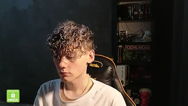 Keytaro online show from 12/05/25, 12:47