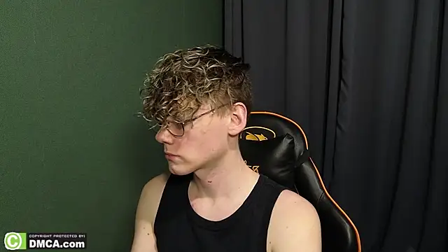 Keytaro online show from 02/15/26, 03:20