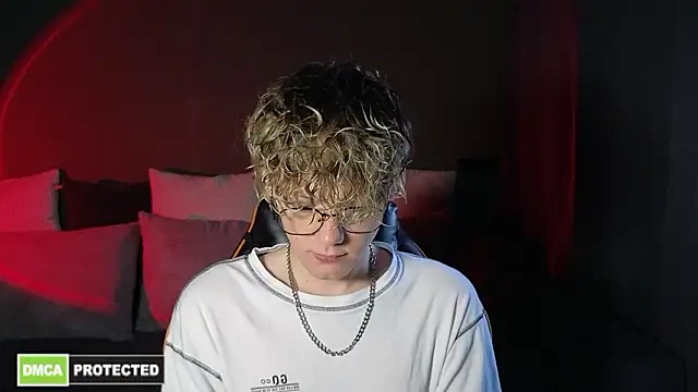 Keytaro online show from 03/23/26, 05:55