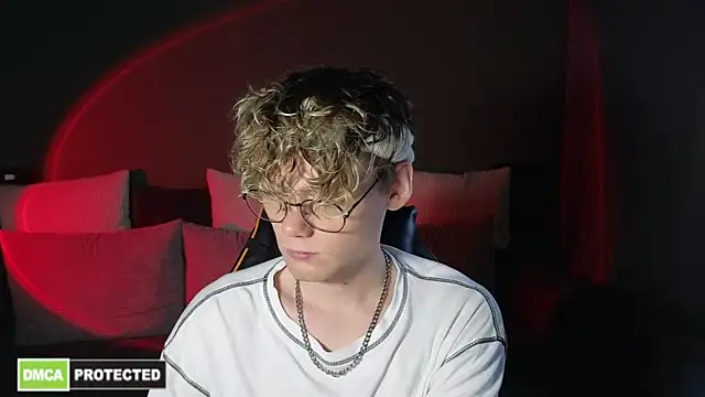 Keytaro online show from 04/10/26, 05:34