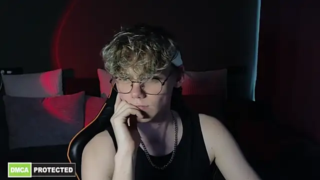 Keytaro online show from 04/12/26, 01:16