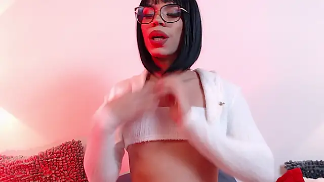 LucyGiraldo online show from 02/15/25, 01:42