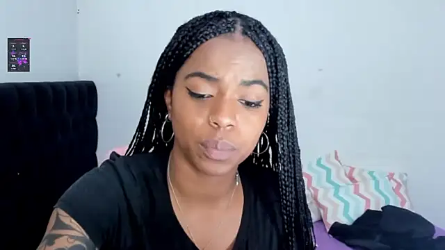 Marce 22 online show from 02/25/25, 04:14