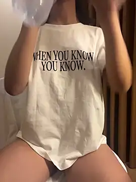 Beautiful arab online show from 04/19/26, 11:29