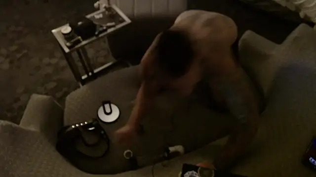 UnCuTupTheBuTT online show from 10/05/25, 02:43