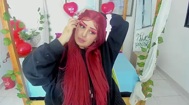 Snapshot of lussyevans24 chatting on 02/16/25, 04:42 lussyevans24 online show from 02/16/25, 04:42