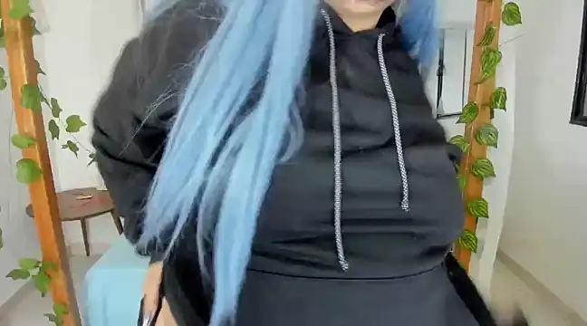 Snapshot of lussyevans24 chatting on 02/27/25, 06:40 lussyevans24 online show from 02/27/25, 06:40