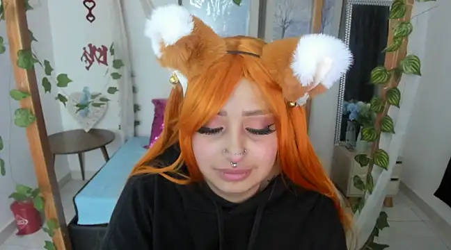 Snapshot of lussyevans24 chatting on 03/09/25, 06:17 lussyevans24 online show from 03/09/25, 06:17