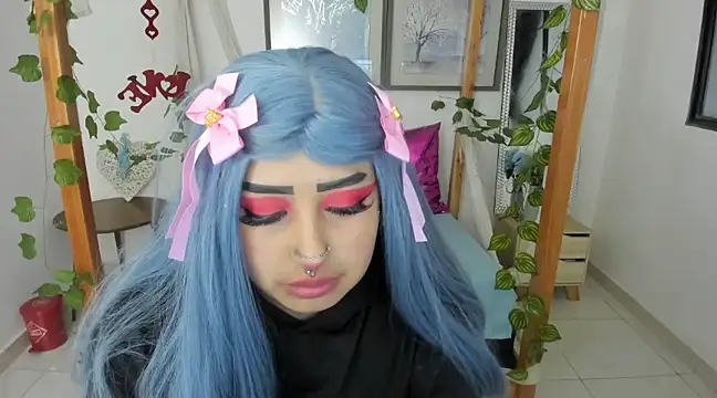 Snapshot of lussyevans24 chatting on 03/11/25, 04:10 lussyevans24 online show from 03/11/25, 04:10