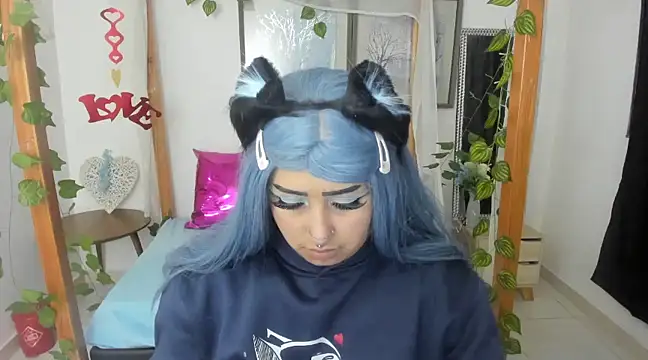 Snapshot of lussyevans24 chatting on 03/13/25, 03:11 lussyevans24 online show from 03/13/25, 03:11