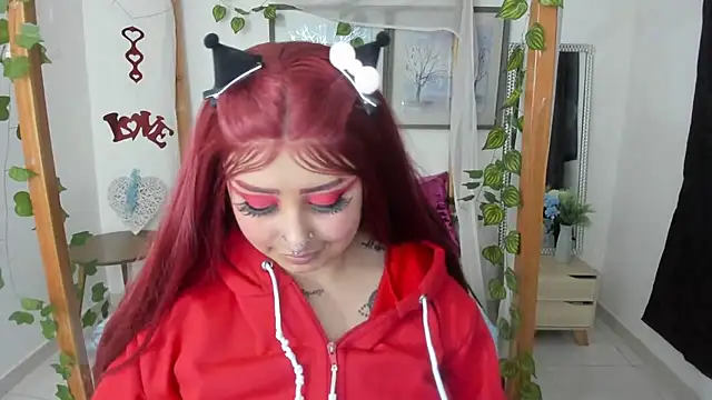 Snapshot of lussyevans24 chatting on 03/14/25, 03:59 lussyevans24 online show from 03/14/25, 03:59