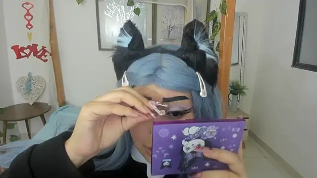 Snapshot of lussyevans24 chatting on 03/16/25, 09:49 lussyevans24 online show from 03/16/25, 09:49