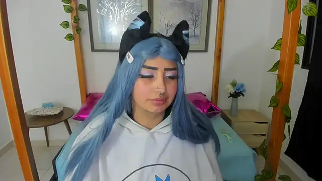 Snapshot of lussyevans24 chatting on 03/22/25, 09:45 lussyevans24 online show from 03/22/25, 09:45