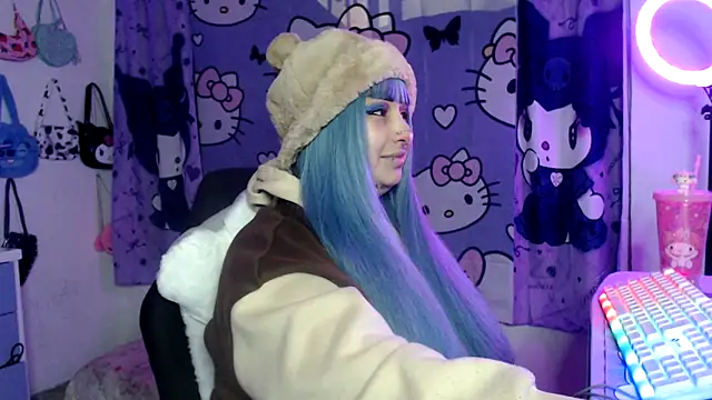 Snapshot of lussyevans24 chatting on 10/12/25, 04:55 lussyevans24 online show from 10/12/25, 04:55