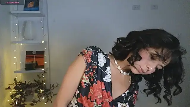 lissi S online show from 12/12/24, 02:59