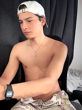 cybercosmiiic online show from 10/15/25, 07:36