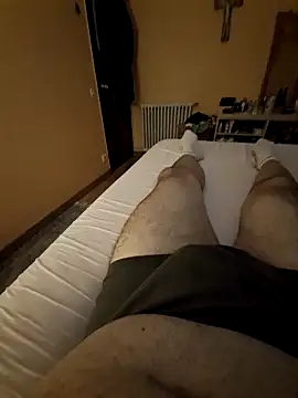 Snapshot of Escondido52 chatting on 09/16/25, 10:33 Escondido52 online show from 09/16/25, 10:33