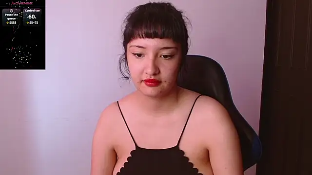 alexaa08 online show from 04/04/26, 02:14