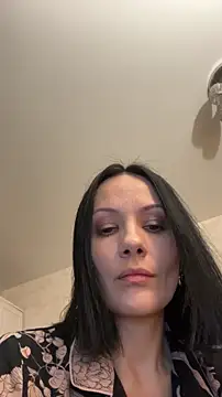 Devil Goddess online show from 11/29/25, 02:20