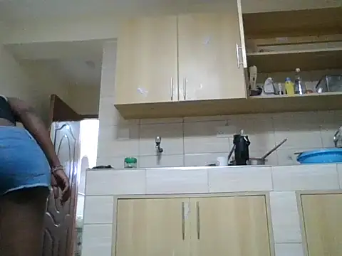 Petite doll20 online show from 01/18/26, 08:29