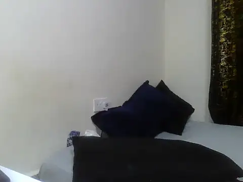 Petite doll20 online show from 04/16/26, 03:24