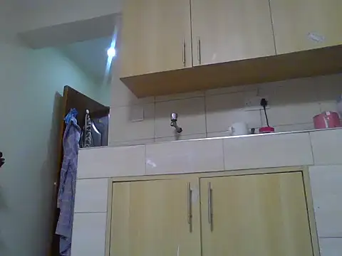 Petite doll20 online show from 04/18/26, 05:39