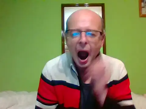 Tiger202441 online show from 11/18/25, 10:25