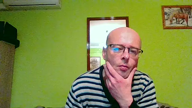Snapshot of Tiger202441 chatting on 05/20/26, 10:05 Tiger202441 online show from 05/20/26, 10:05