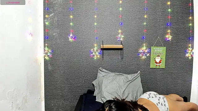 Snapshot of monse_02 chatting on 01/24/25, 04:49 monse 02 online show from 01/24/25, 04:49