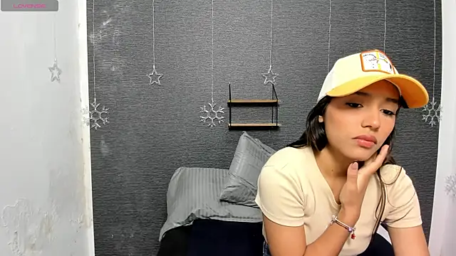 Snapshot of monse_02 chatting on 01/29/25, 01:38 monse 02 online show from 01/29/25, 01:38