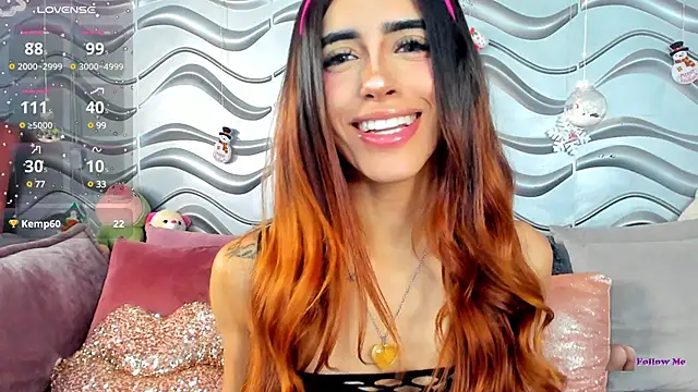 Snapshot of StormiRusso chatting on 12/10/24, 04:34 StormiRusso online show from 12/10/24, 04:34