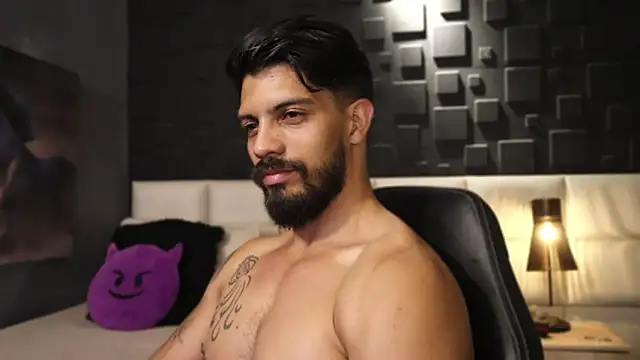 DannSaenz online show from 02/14/25, 02:07