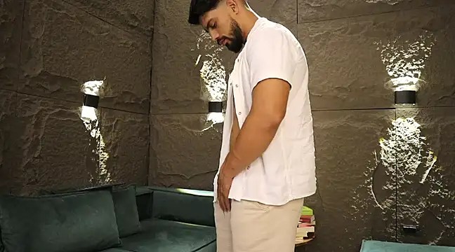 DannSaenz online show from 03/02/25, 07:34