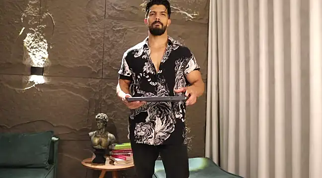 DannSaenz online show from 03/04/25, 09:00