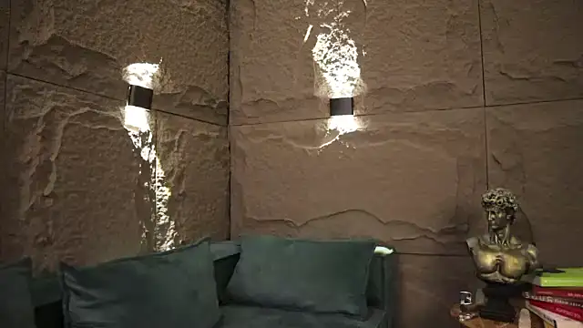 DannSaenz online show from 03/07/25, 01:42