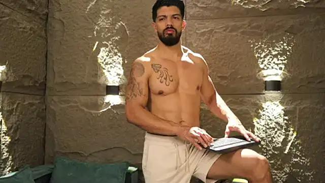 DannSaenz online show from 03/11/25, 10:51