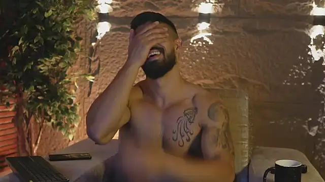 DannSaenz online show from 09/25/25, 01:20